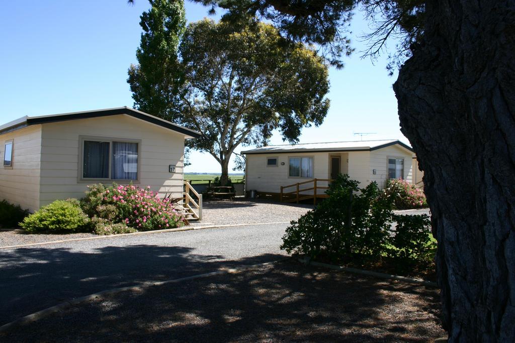Millicent Hillview Caravan Park Exteriör bild
