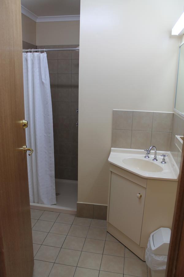 Millicent Hillview Caravan Park Exteriör bild